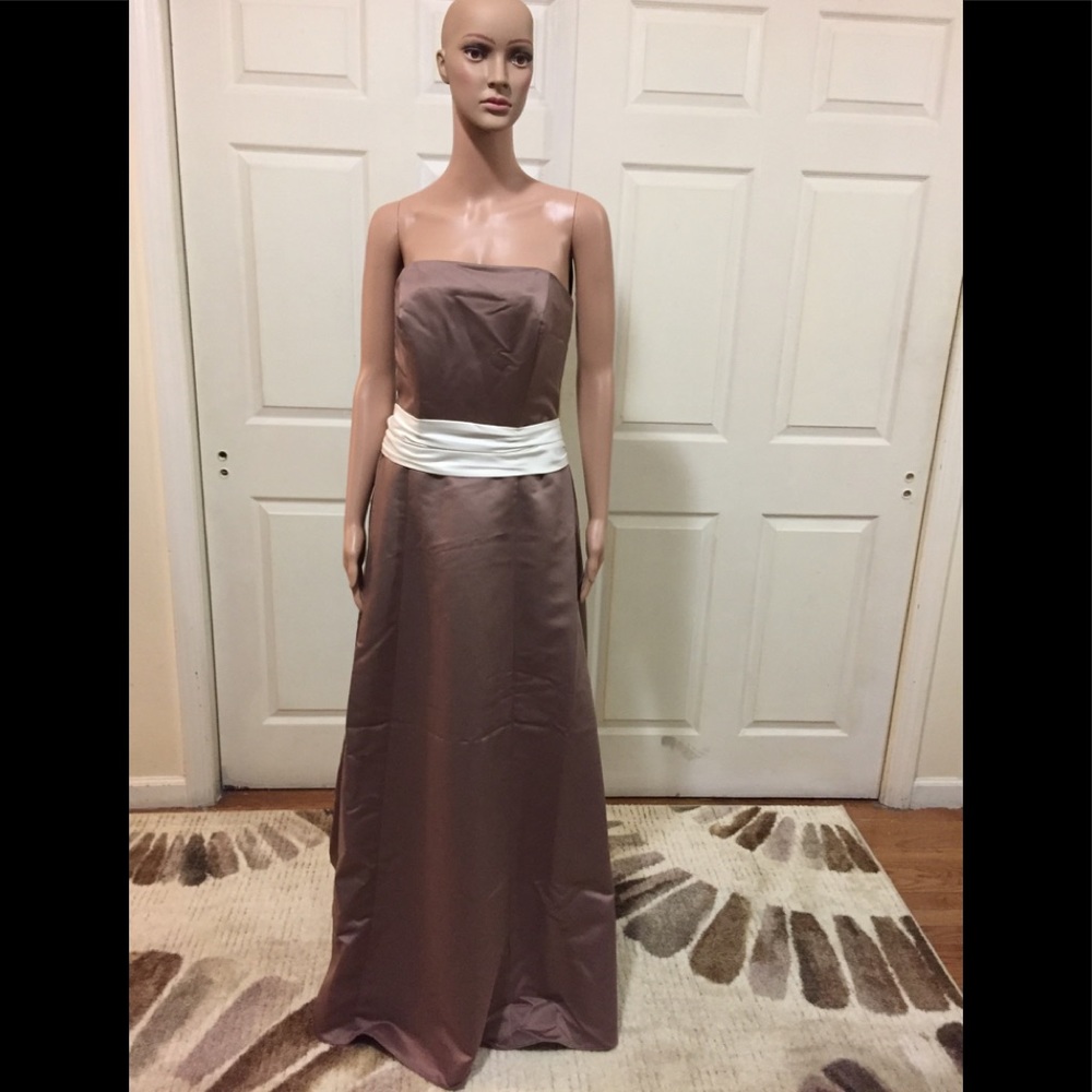 Simple. Party, prom. Wedding. formal dress